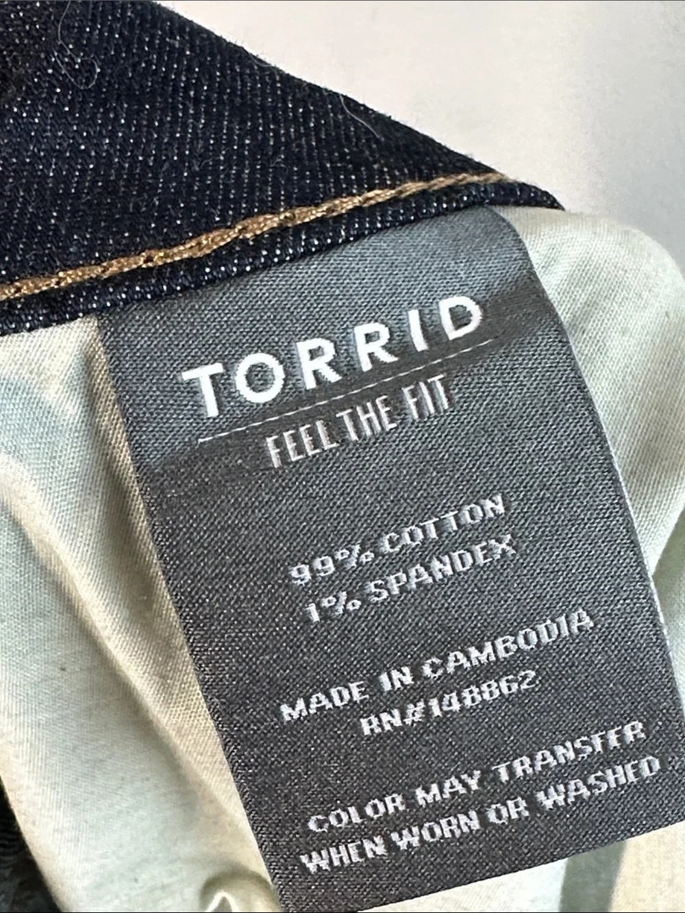 NWT Torrid Perfect Wide Leg Vintage Stretch Mid Rise Jeans Size 28S